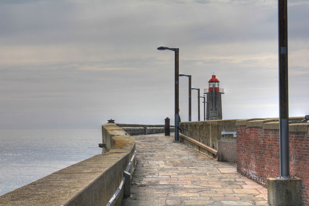 Des photos de Fécamp, certaines non retouchées ou très peu, d'autre en HDR. Je vous laisse découvrir...