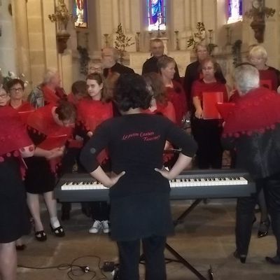 RENTREE DE LA PETITE CANTATE