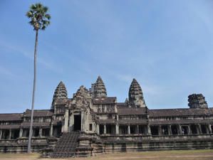 Le Cambodge fut rapide mais intense entre Siem Reap et les temples d'Angkor, Battambang et son cooking course et enfin Phnom Penh. 