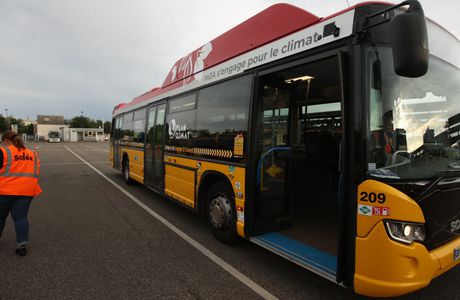 Un bus de Soléa caillassé : des arrêts non desservis sur la ligne 8 à Wittenheim