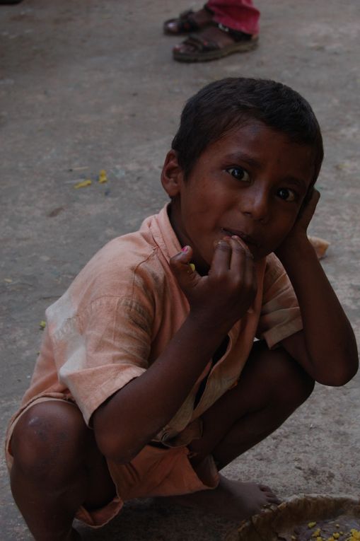 Des sourires et des mendiants