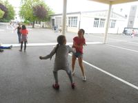 Escrime Bouteilles au CM1