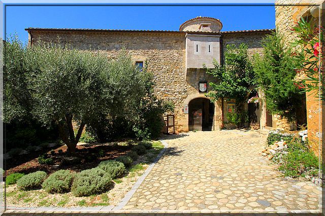 Diaporama château de Roure - Labastide de Virac