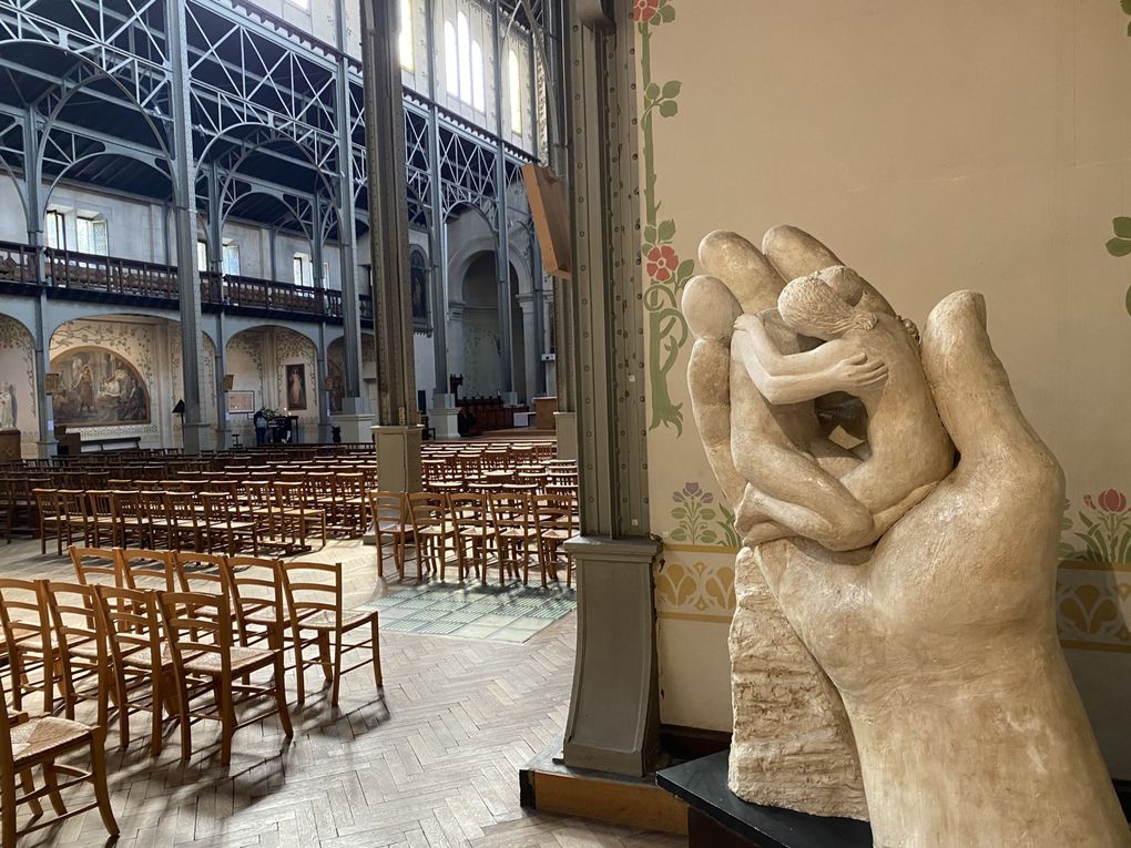 Visite d'une église de fer et d'acier - PARIS