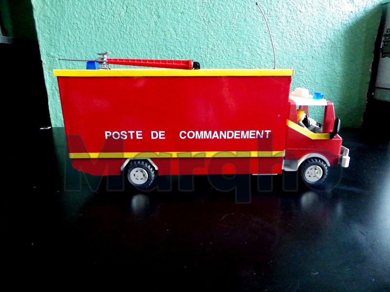 apres 3 ans dans les camion du cirque Arlette Gruss je veux changé un peut
les pompier arrive chez marqho,
Custom de playmobil à des photos réel prix chez un confrére blog