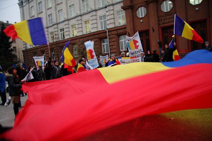 « Trăiască şi înflorească Moldova, Ardealul şi Ţara Românească! »