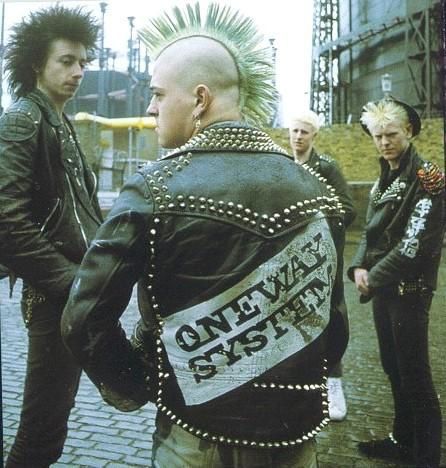 Album - The Exploited + kelkes keupons