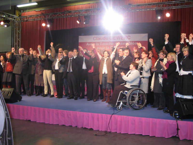 30 Janvier 2010, les militants radicaux de gauche picards sont venus nombreux soutenir leurs candidates et leurs candidats lors du meeting de lancement de la campagne des élections régionales de la liste "Avec la gauche rassemblée pour la Picardie