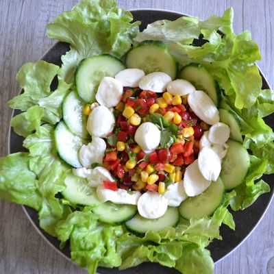 Salade fraîche et colorée