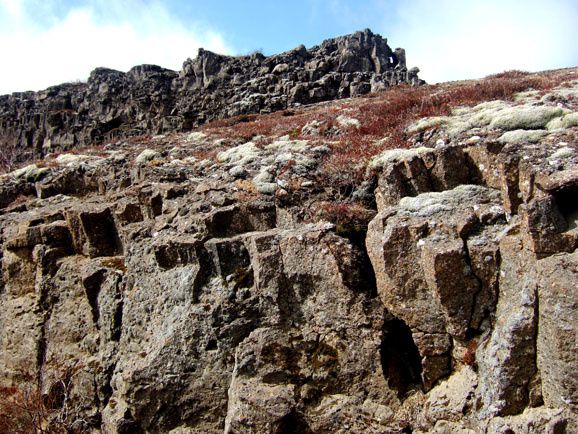 Paysages d' Islande: volcans, cascades, champs de lave et geysers