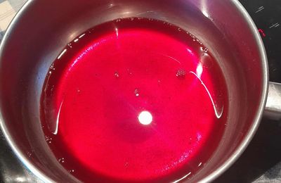 Faire des sirops pour l'été avec le jus des fruits décongelés : 