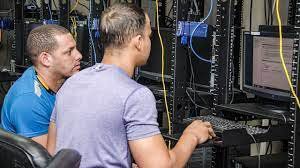 Things you need To Know About Becoming a Network Administrator