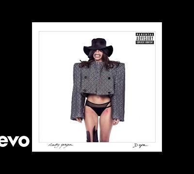 Artpop, le dernier album de Lady Gaga, un avis mitigé