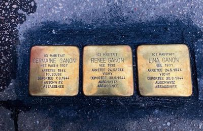 À Bihorel, des pavés (Stolpersteine) installés en hommage à une famille victime de la Shoah