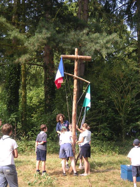 Un camp d'une semaine génial....Des loups super motivés et une maîtrise nombreuse tout pour réussir un bon camp quoi ....Vivement celui de l'année prochaine