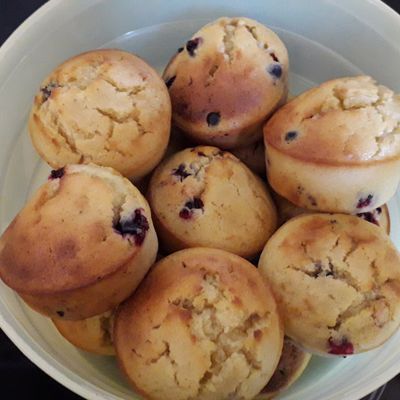 MUFFINS AUX CASSIS