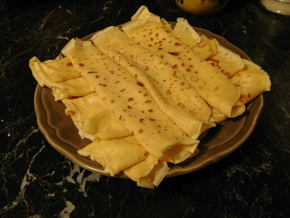 Baghrir, bouquettes, crumpets, frixuelos, jajan-pasar, msemen, pancakes : crêpes d'ici et d'ailleurs