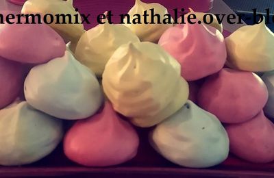 Meringues en couleurs