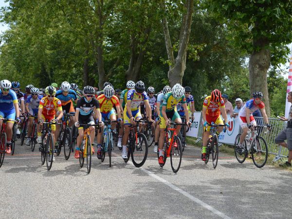 Départ des jeunes, plutôt calme...