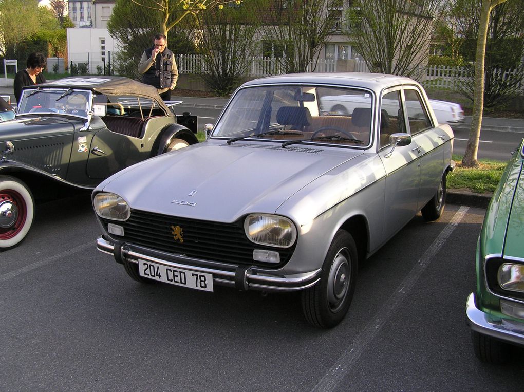 Voici pour tous les belles photos que Jean claude Lebalnc a réalisé pendnat le rallye de Décrottage 2009 : Au Grenier de Paris dans le vexin Français 