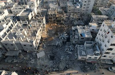 J132. Rapport sur la guerre en Palestine. Israël bombarde l'hôpital Nasser, l'Egypte préparerait une "zone tampon" avant l'expulsion de Gaza vers le Sinaï (Vidéos)
