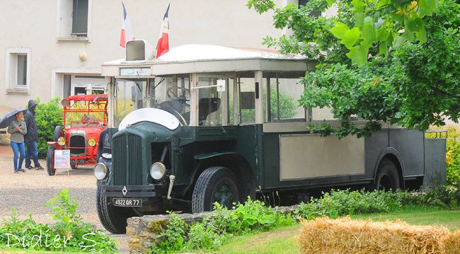 Grand rassemblement des reconstitueurs organisé par l'association "Histoire et Collection" le 23 juin 2013 à Chauconin-Neufmontiers