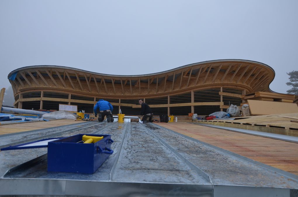 Quelques photos du deuxième chantier, puis de nouveau une du premier chantier et enfin de ma maquette.