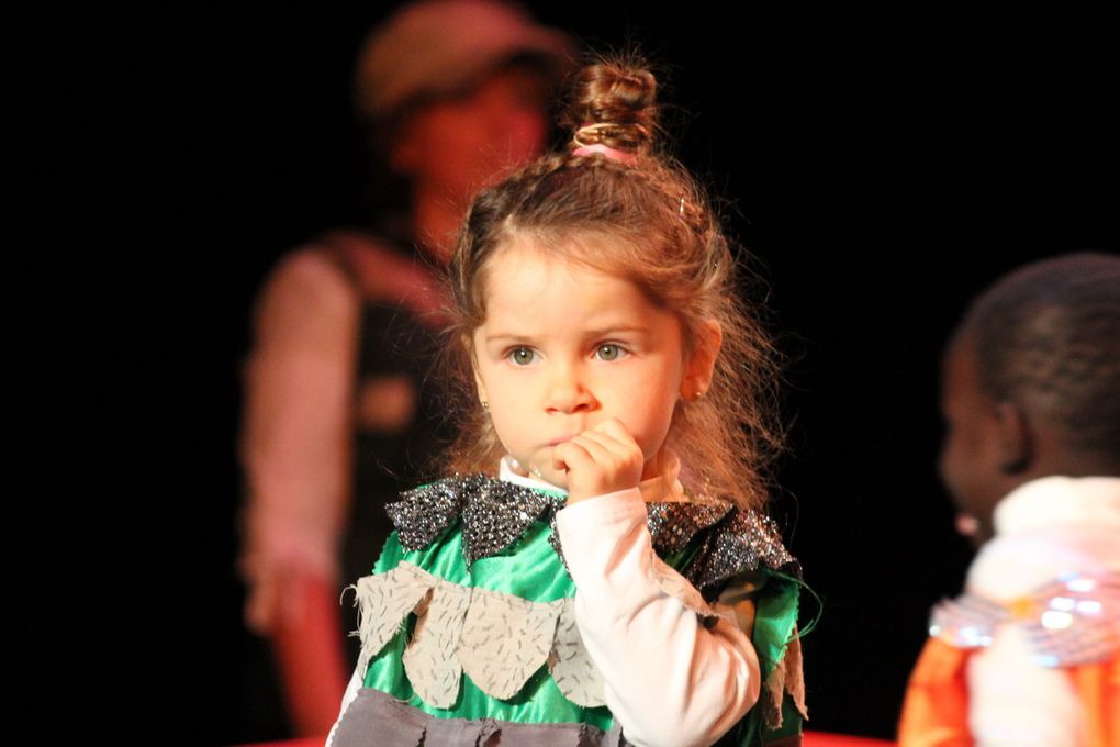 Spectacle de Noël organisé par la crèche familiale.