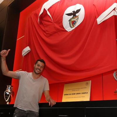 Julio César débarque à Benfica.