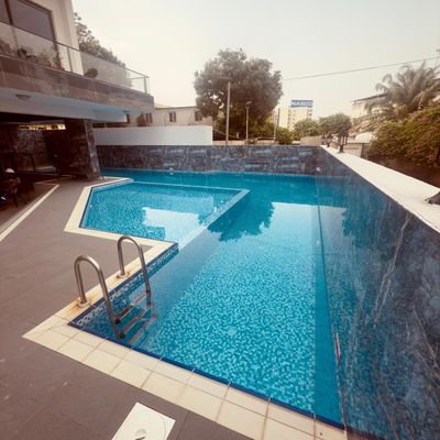 LOCATION  APPARTEMENT MEUBLE MARCORY ZONE 4 C