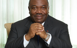 L'ancien président du Gabon, Ali Bongo, entame une grève de la faim pour dénoncer des tortures infligées à sa famille