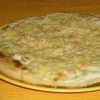 Pizza blanche aux fromages 