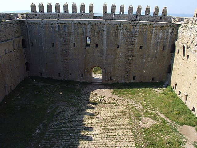 Diaporama château de Montgri - Torroella de Montgri