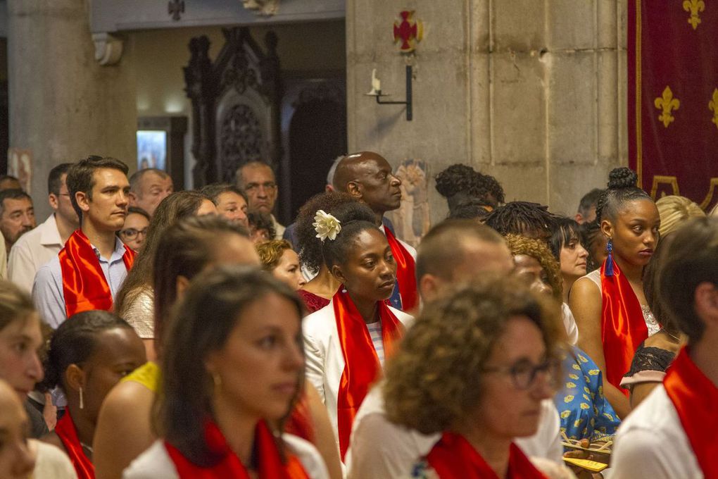 RETOUR EN PHOTOS SUR LA CONFIRMATION DES ADULTES A NOTRE DAME DE BON VOYAGE LE 3 JUIN 2018