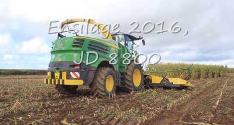 Vidéo ensilage JD 8800