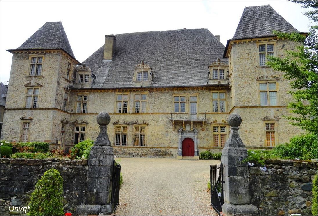 Château d'Andurain ou de Maÿtie , Mauléon-Licharre ( Pyrénées-Atlantiques 64 ) AA