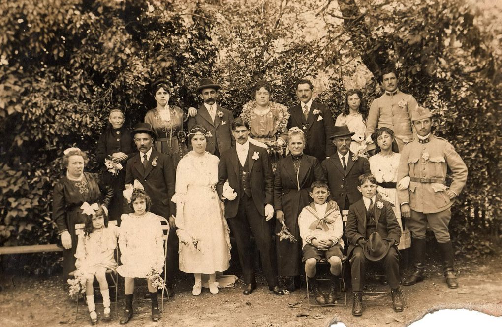 Jean Daniel Galerne lors du mariage de son frère en 1920 (Photos des héritiers de M. Viaud)