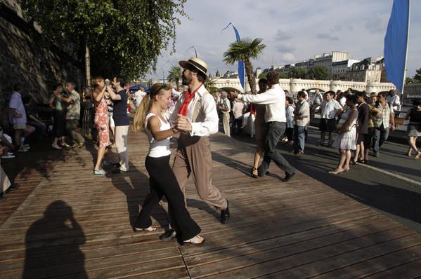 Juillet-Aout 2006- Les Danses de Salon de Paris Plage- Guinguette sur Seine