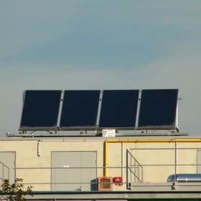 La formation pour devenir installateur de panneaux solaire