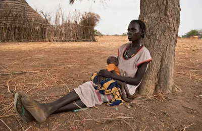 Le monde a accordé peu d’attention à la guerre au Soudan pendant un an. Maintenant, les groupes d’aide mettent en garde contre un risque massif de mort due à la faim (AP)