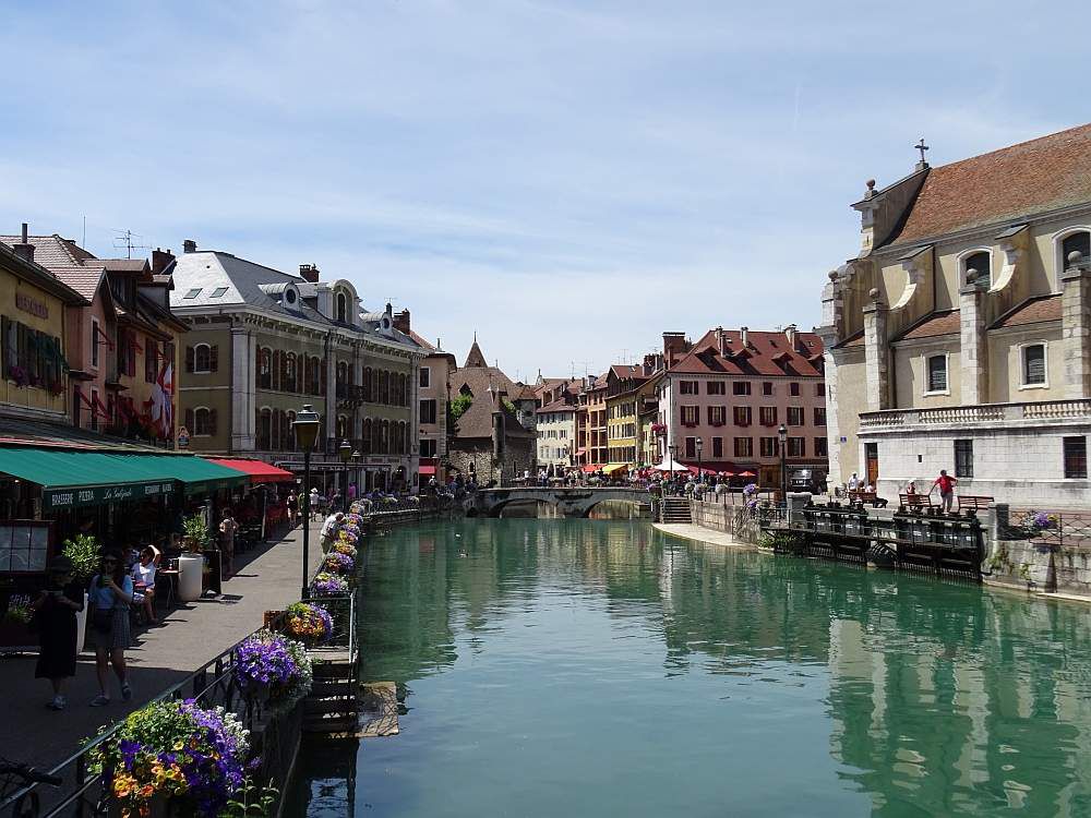 Annecy la Venise des Alpes au bord de son lac