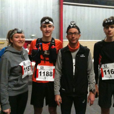 Avant dernière préparation avant le grand départ! Trois podiums sur le 8km du Trail des Remparts à la citadelle de Lille, Léa 2ème dans la catégorie junior fille, Mister Bizot 3ème en V2, Vincent 4ème et Théodore 3ème en Junior garçon! Très belle course! 