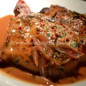 L'Eau à la Bouche-Côtelettes De Porc Sauce Aux Echalotes Et Romarin