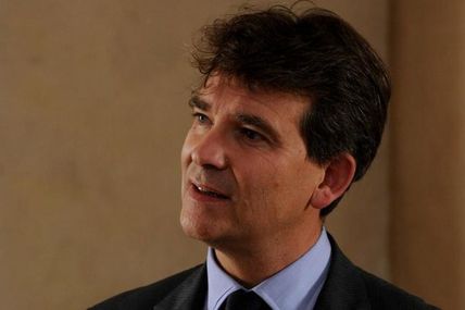 MONTEBOURG une occasion manquée de se taire.