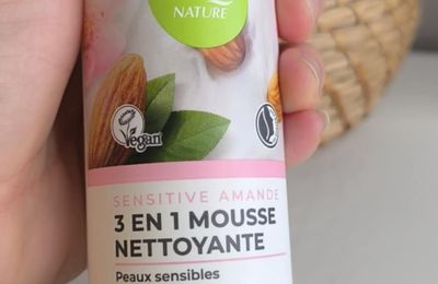 J'ai testé la mousse nettoyante 3 en 1 amande de la marque Cien 