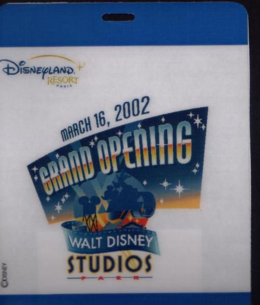 Album - DISNEY BADGES WALT DISNEY STUDIO