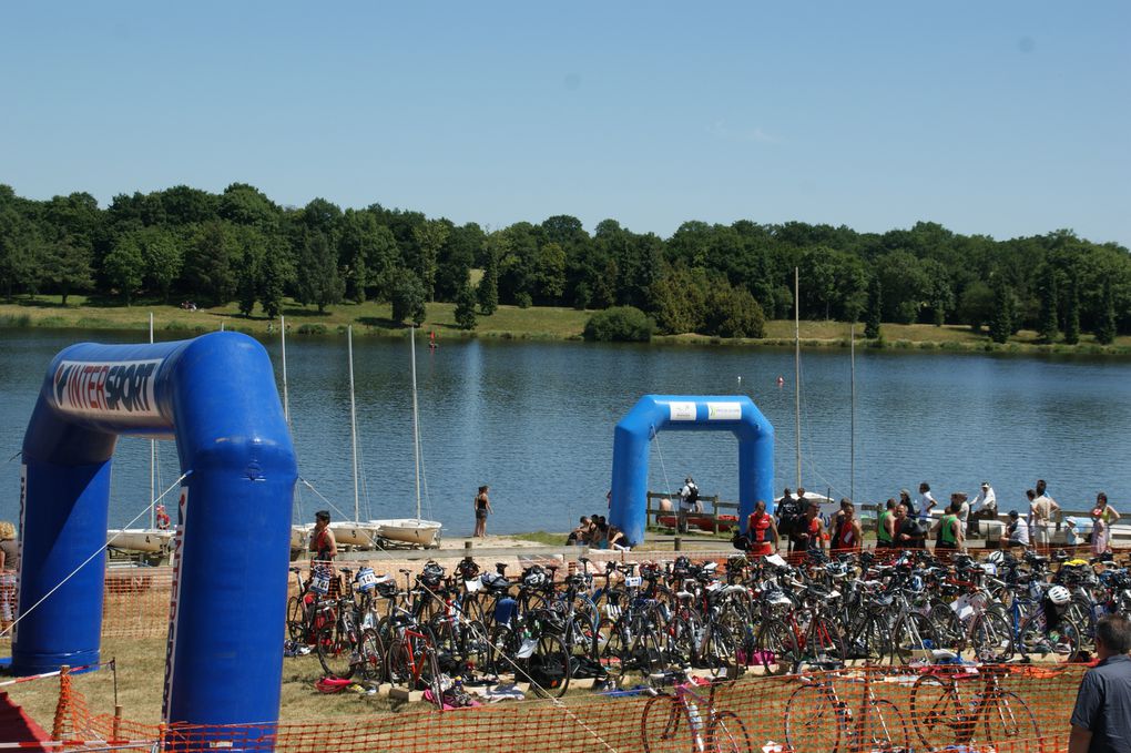 Si les triathlètes ont répondu présent, le soleil lui était au rendez-vous...