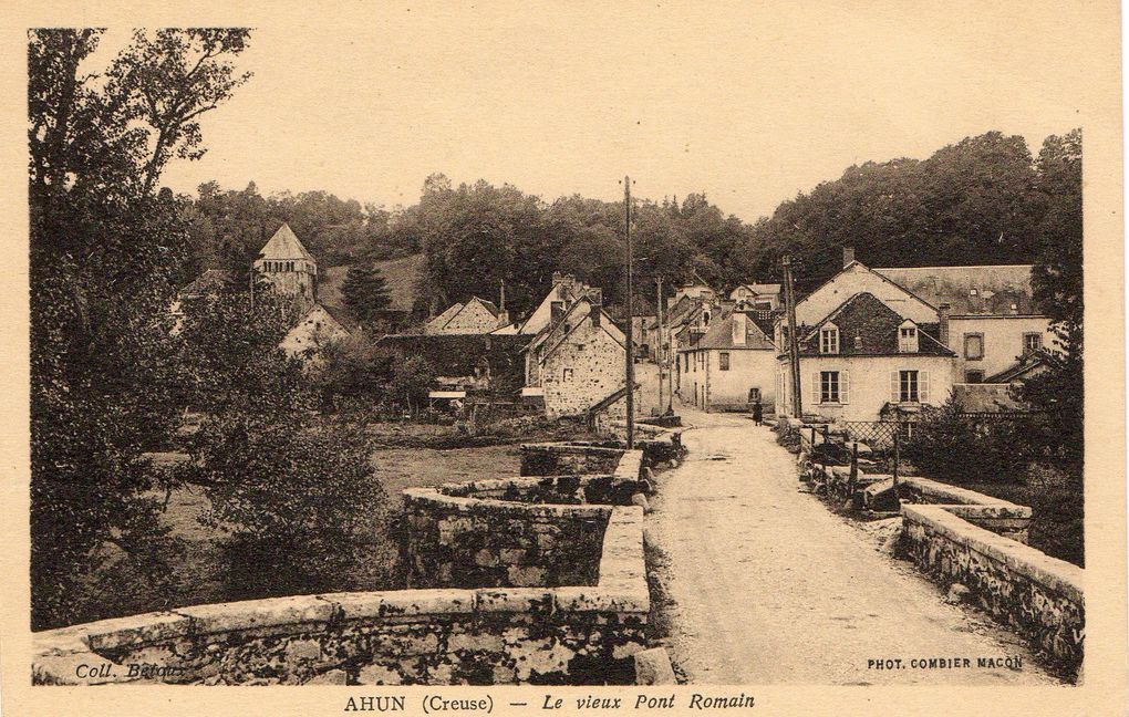 Album - Ancienne cartes postale du moutier