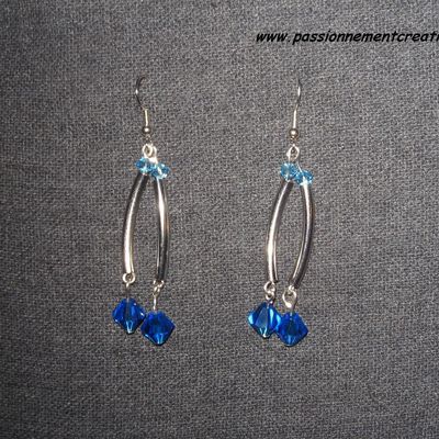 Boucles d'oreilles Courbe Bleu