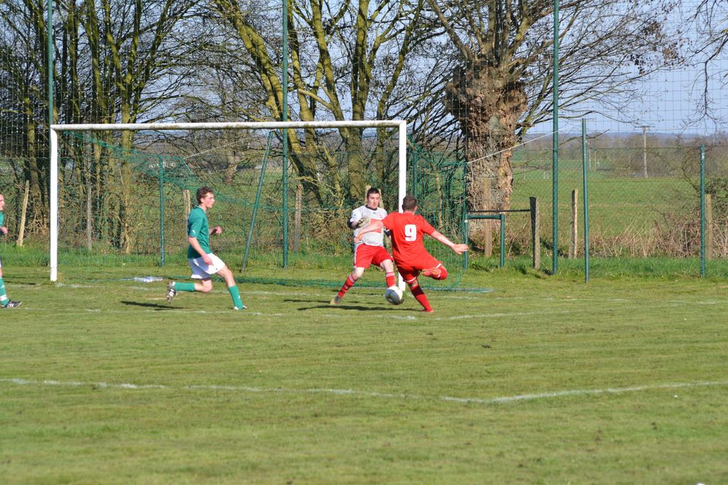 Quelques photos du matchs contre le FC Chateau-gontier (08-03-2015) Merci à Pépé pour les photos!